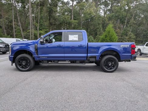 New 2026 Ford F250 Lariat w/ Black Appearance Package AWD/4WD image 7
