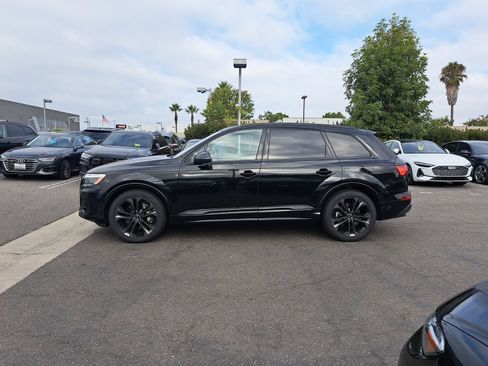 Used 2026 Audi Q7 3.0T Premium Plus w/ Premium Plus Package AWD/4WD image 8