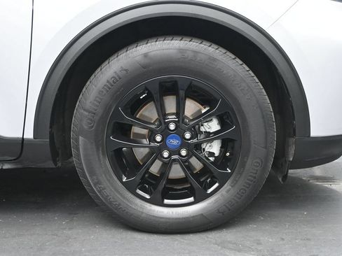 Used 2020 Ford Escape SE Sport AWD/4WD image 25