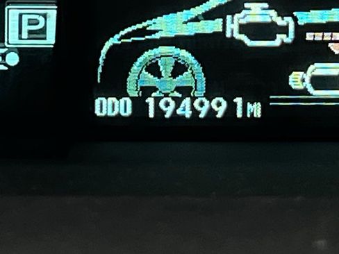 Used 2011 Toyota Prius One image 11