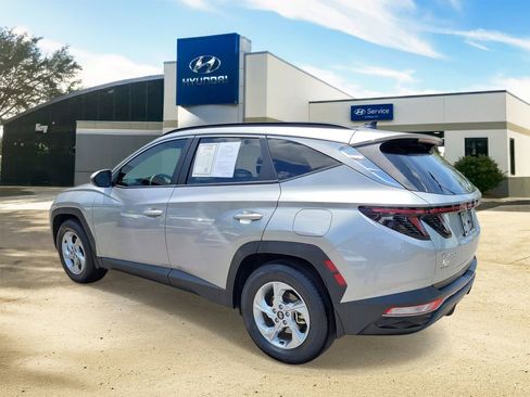Used 2023 Hyundai Tucson SEL w/ Winter Package FWD image 3