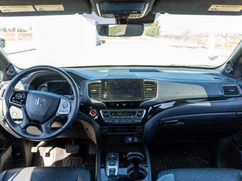 Used 2020 Honda Passport Touring image 14