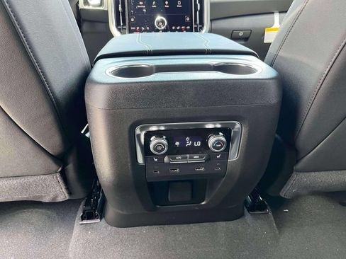 New 2026 GMC Yukon Elevation w/ Elevation Premium Package AWD/4WD image 14