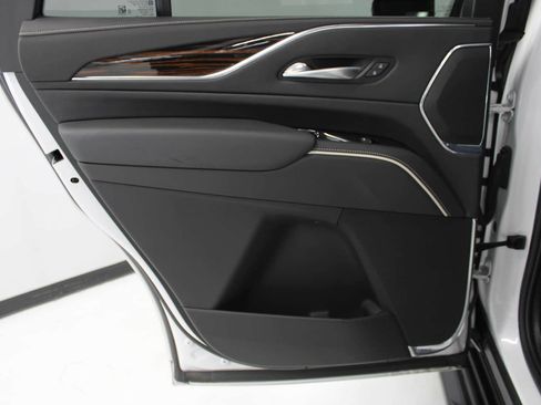 Certified 2023 Cadillac Escalade Premium Luxury image 48