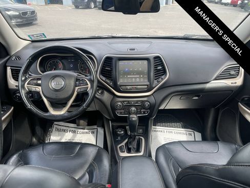 Used 2018 Jeep Cherokee Limited AWD/4WD image 18