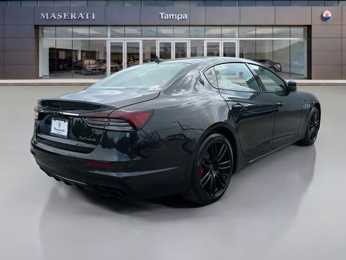 Used 2023 Maserati Quattroporte Modena RWD image 3