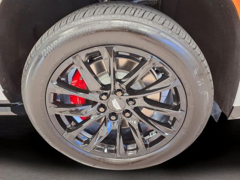 Certified 2023 Cadillac Escalade ESV Sport Platinum w/ LPO, ONYX Package AWD/4WD image 8