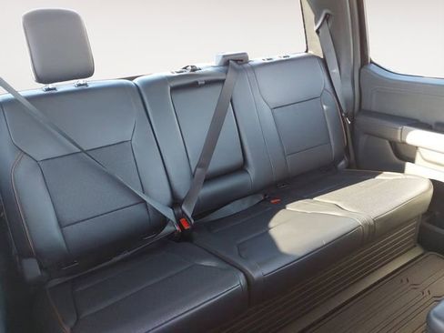 Certified 2025 Ford F350 Lariat w/ Black Appearance Package image 13