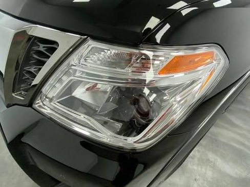 Used 2018 Nissan Armada Platinum w/ Cargo Package AWD/4WD image 11