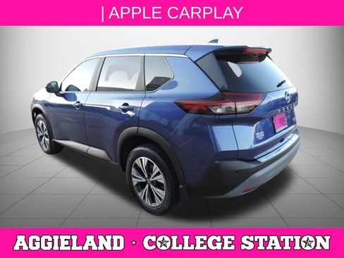 Certified 2022 Nissan Rogue SV image 6