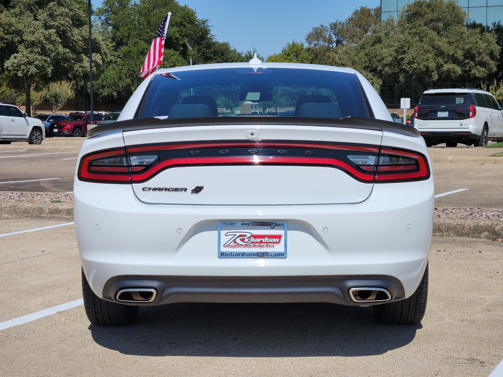 Used 2023 Dodge Charger SXT w/ Blacktop Package AWD/4WD image 5