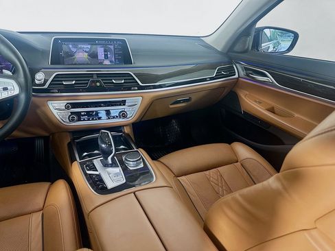 Used 2022 BMW 745e xDrive w/ Premium Package AWD/4WD image 23