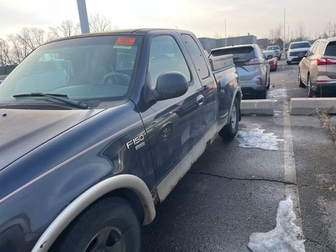 Used 1999 Ford F150 Lariat image 6