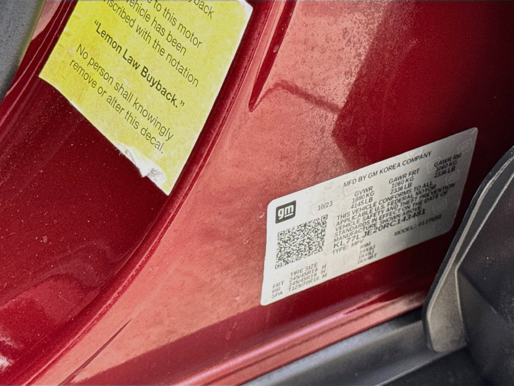 Used 2024 Chevrolet Trax RS FWD image 32