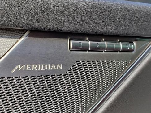 New 2026 Jaguar F-PACE R-Dynamic S image 18