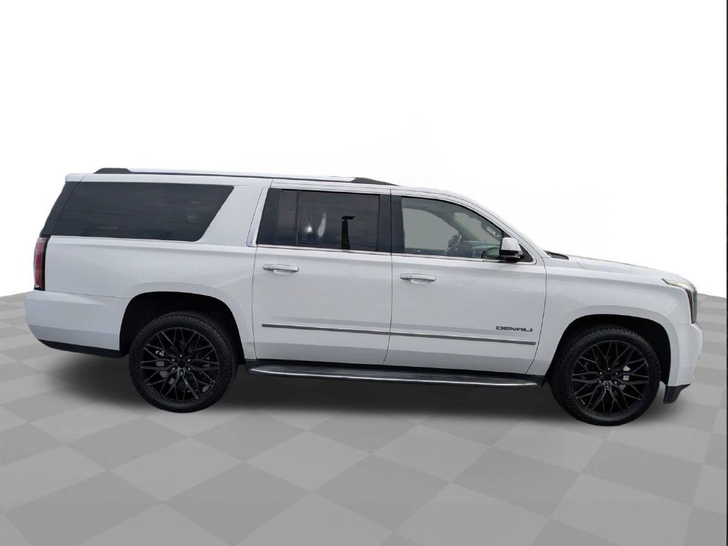 Used 2019 GMC Yukon XL Denali w/ Enhanced Security Package RWD image 3