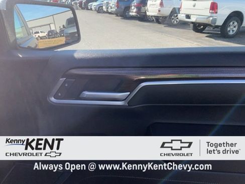 Used 2022 Chevrolet Silverado 1500 LT image 22