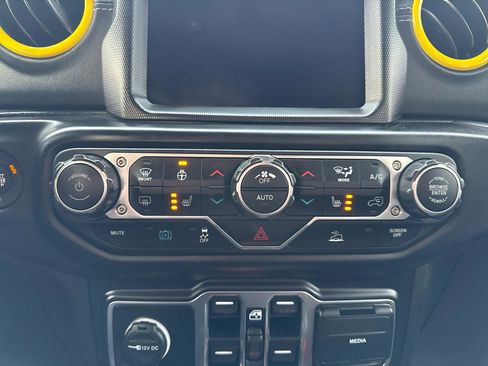 Used 2023 Jeep Wrangler Unlimited Sahara w/ Cold Weather Group image 47