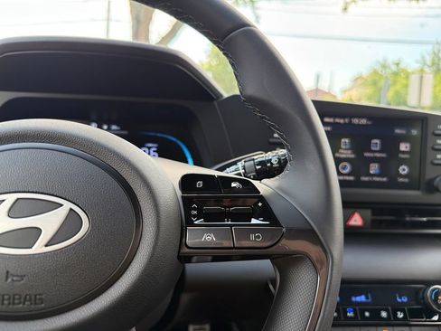 New 2026 Hyundai Elantra SEL Sport FWD image 32