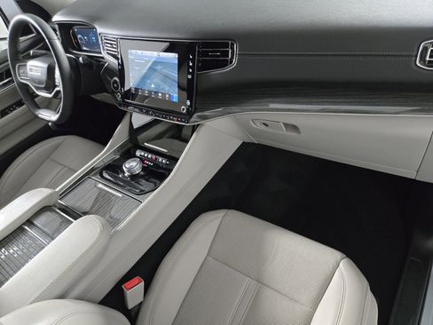 Used 2022 Jeep Wagoneer Series III image 18