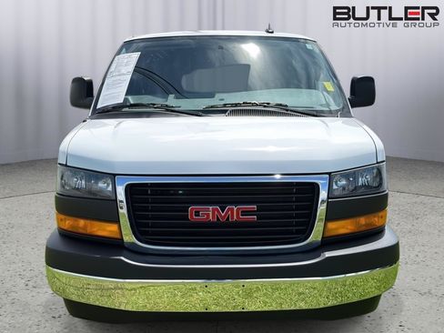 Used 2025 GMC Savana 2500 w/ Driver Convenience Package RWD image 9