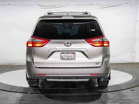 Certified 2016 Toyota Sienna XLE w/ XLE Navigation Package AWD/4WD image 4