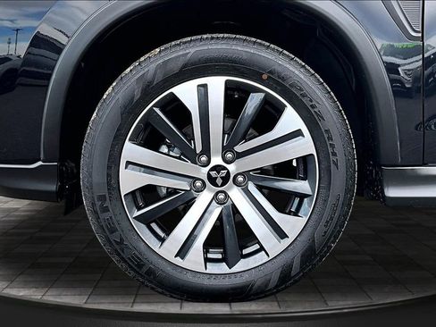 Used 2025 Mitsubishi Outlander Sport SE image 9