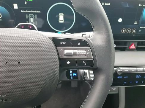 New 2025 Hyundai Ioniq 5 SE image 18