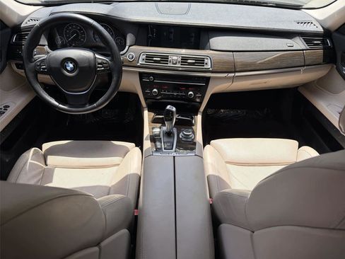Used 2012 BMW 750Li RWD image 11