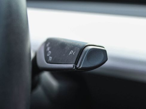 Used 2018 Tesla Model 3 Long Range AWD/4WD image 23