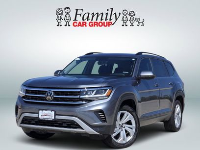 Used 2023 Volkswagen Atlas SE w/ Panoramic Sunroof Package