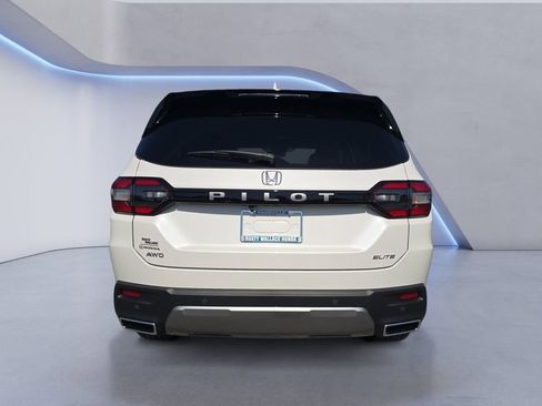 New 2026 Honda Pilot Elite image 4