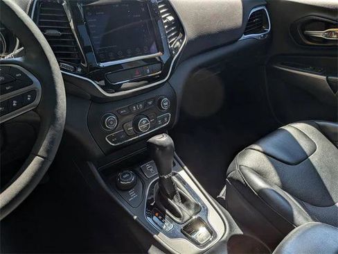 Certified 2022 Jeep Cherokee Limited image 18
