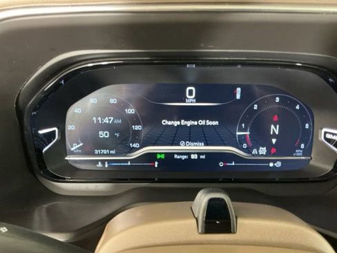 Used 2023 GMC Yukon Denali w/ Advanced Technology Package image 17