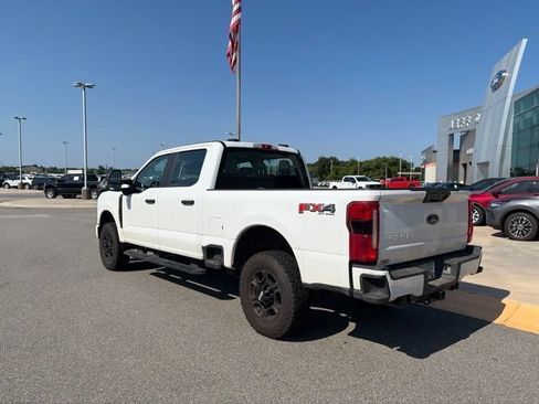 Used 2024 Ford F250 XL w/ STX Appearance Package AWD/4WD image 3