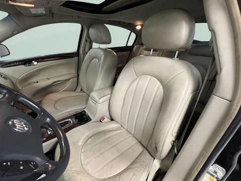 Used 2006 Buick Lucerne CXS w/ Driver Confidence Package FWD image 17