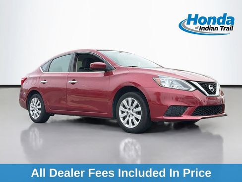 Used 2017 Nissan Sentra SV FWD image 1