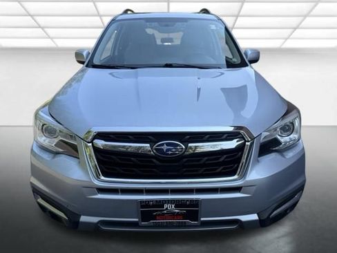 Used 2018 Subaru Forester 2.5i Limited AWD/4WD image 9