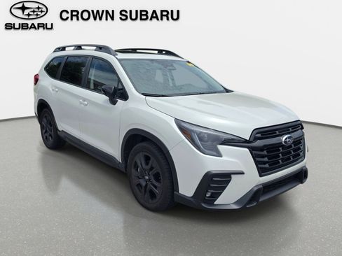 Used 2023 Subaru Ascent Onyx Edition AWD/4WD image 7