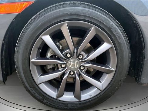 Used 2020 Honda Civic EX image 27