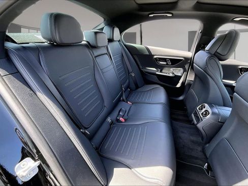 Used 2025 Mercedes-Benz C 300 Sedan image 23