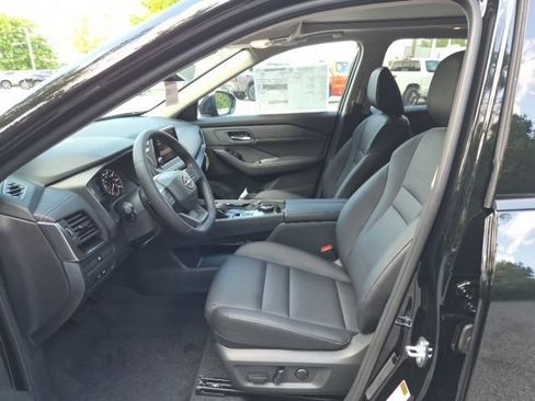 New 2026 Nissan Rogue Dark Armor AWD/4WD image 16