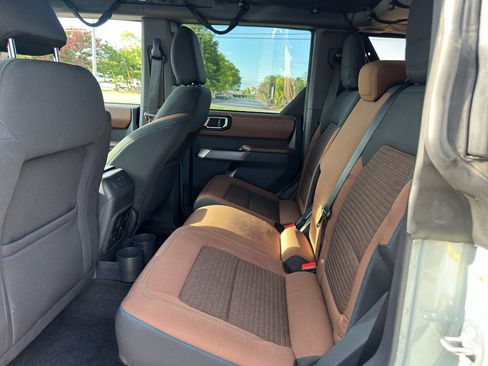 Used 2022 Ford Bronco Outer Banks AWD/4WD image 16