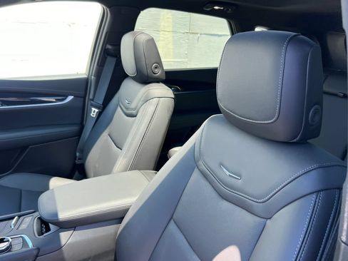 New 2026 Cadillac XT5 Premium Luxury w/ LPO, ONYX Package FWD image 11