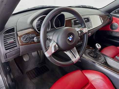 Used 2008 BMW Z4 3.0si image 4