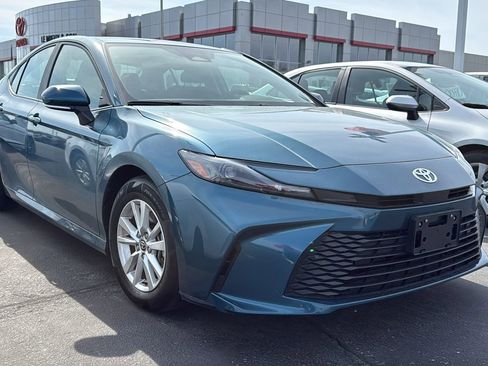 Certified 2025 Toyota Camry LE w/ Convenience Package FWD image 1