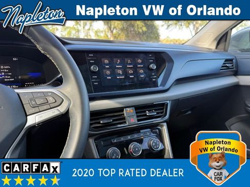 Used 2023 Volkswagen Taos SE image 28