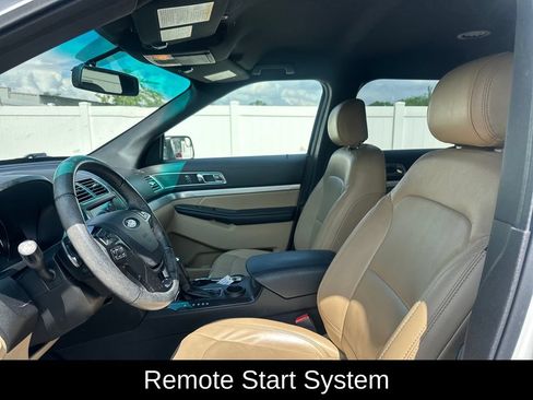 Used 2017 Ford Explorer XLT w/ Equipment Group 202A FWD image 9