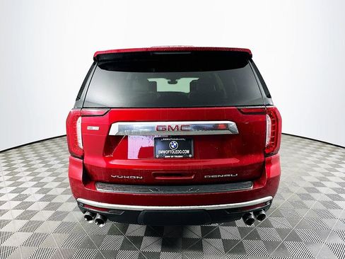 Used 2021 GMC Yukon Denali w/ Denali Ultimate Package image 8