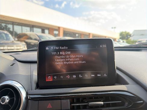 Used 2019 MAZDA MX-5 Miata RF Grand Touring RWD image 7